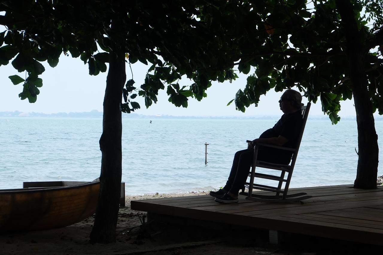 Villa Isabella Putri B&B Jepara Buitenkant foto